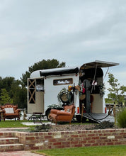 Load image into Gallery viewer, Photobooth - customised hire experience