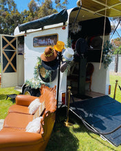 Load image into Gallery viewer, Photobooth - customised hire experience